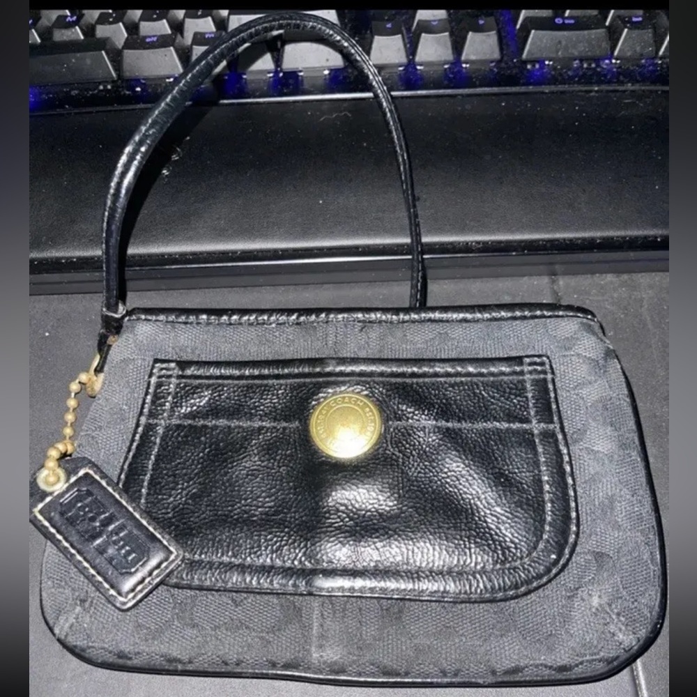 Coach black Gold logo clutch wristlet black pouch est. 1941 zippered top